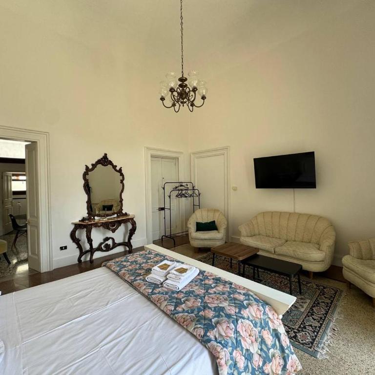 Dimora Liberty - Suite King con Balcone - 12