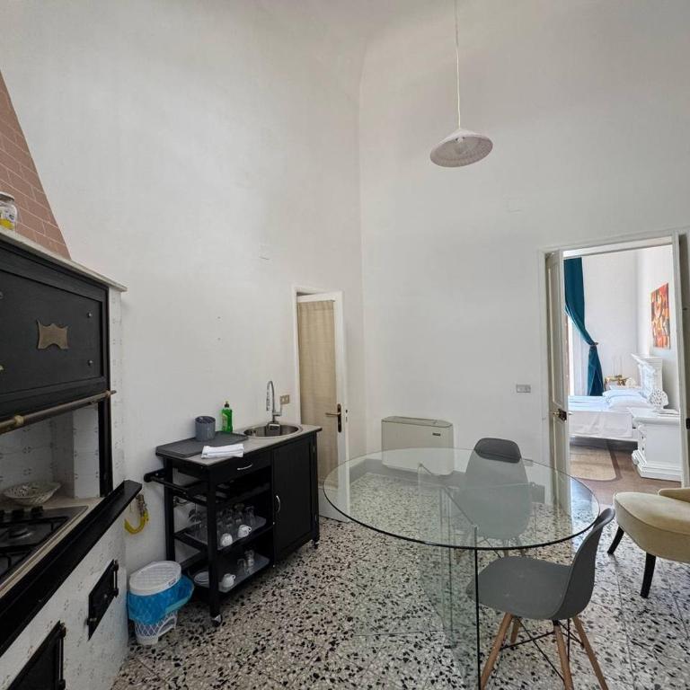 Dimora Liberty - Suite King con Balcone - 25