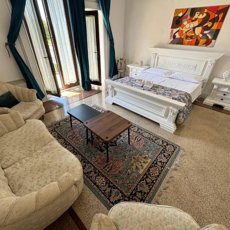 Dimora Liberty - Suite King con Balcone - 36