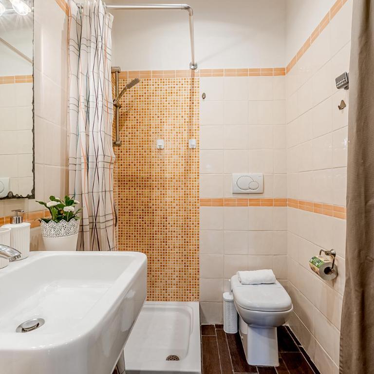 Flowers Apartment - Montesacro Città Giardino - Two-Bedroom Apartment - 7