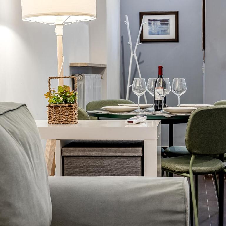 Flowers Apartment - Montesacro Città Giardino - Two-Bedroom Apartment - 23