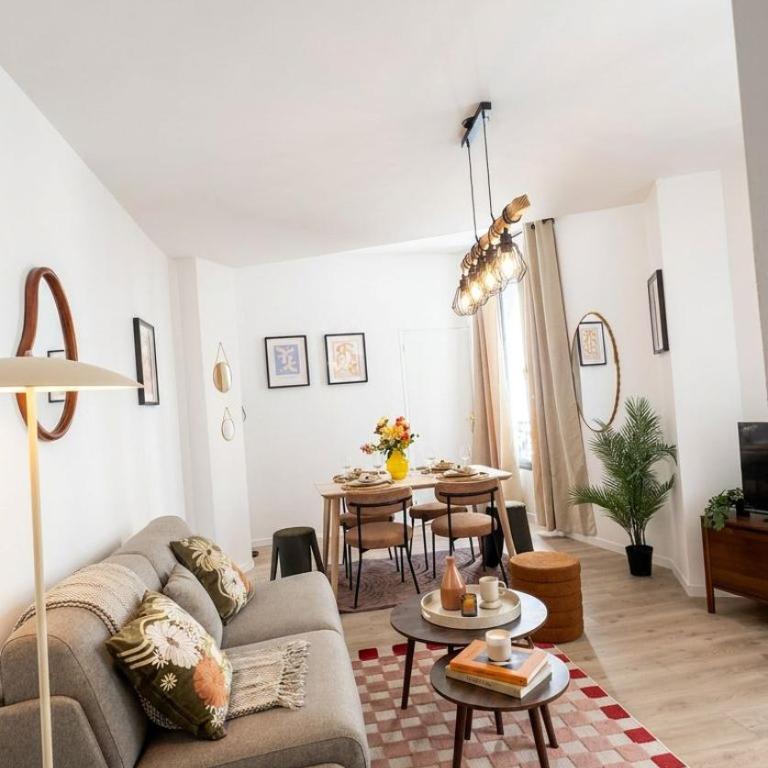 FurtiveStay - Sentier - Ponceau 2 - Two-Bedroom Deluxe Apartment - 3