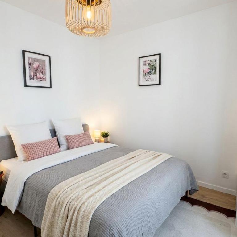 FurtiveStay - Sentier - Ponceau 2 - Two-Bedroom Deluxe Apartment - 16