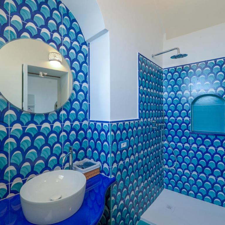 acqua di mare, near elevator, few steps, parking - Casa con 2 Camere da Letto - 15