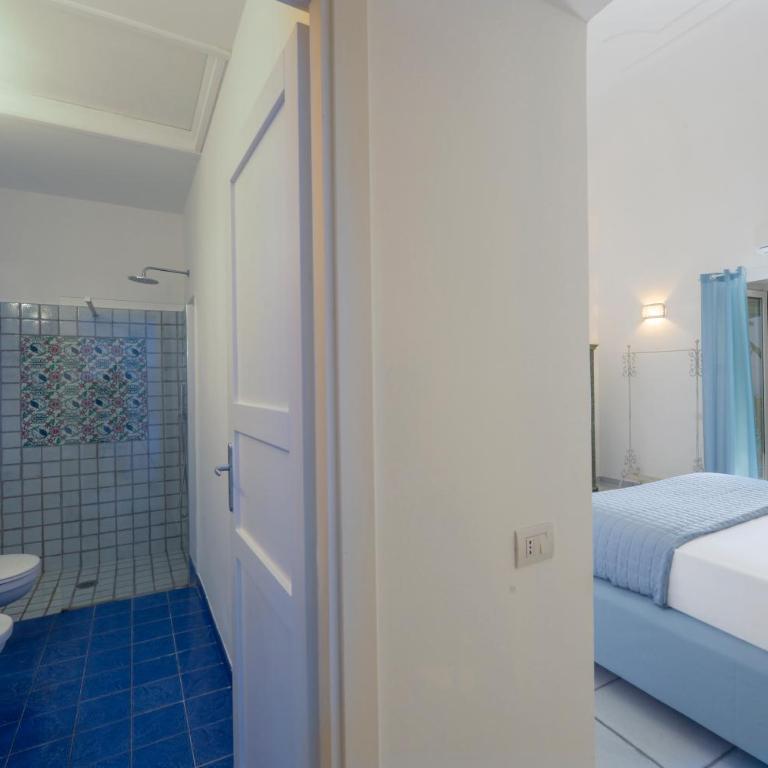 acqua di mare, near elevator, few steps, parking - Casa con 2 Camere da Letto - 18