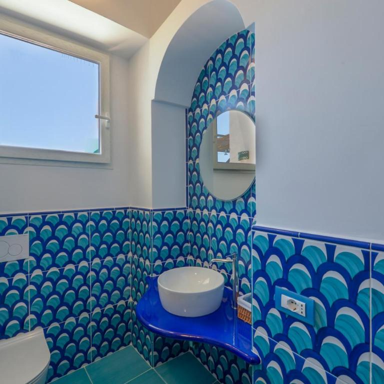 acqua di mare, near elevator, few steps, parking - Casa con 2 Camere da Letto - 25
