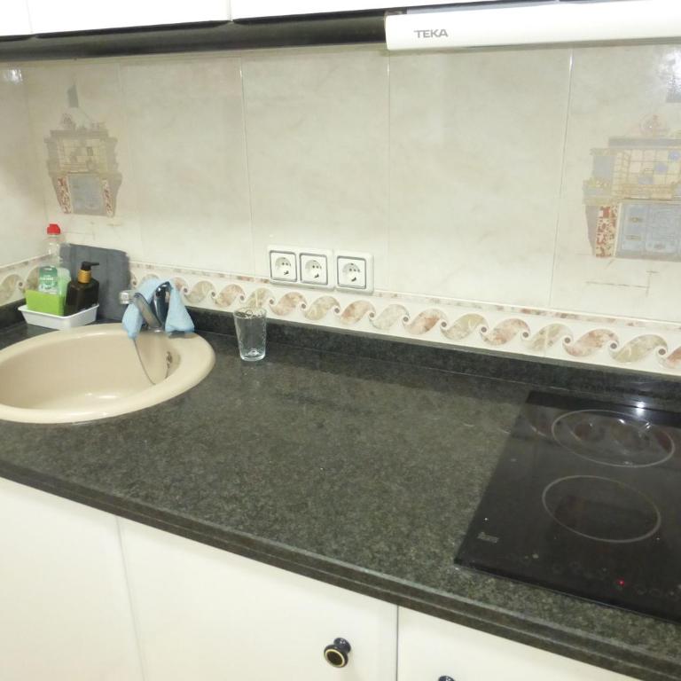 1 bedroom apartment at 50 meters from the beach - Appartamento - 12