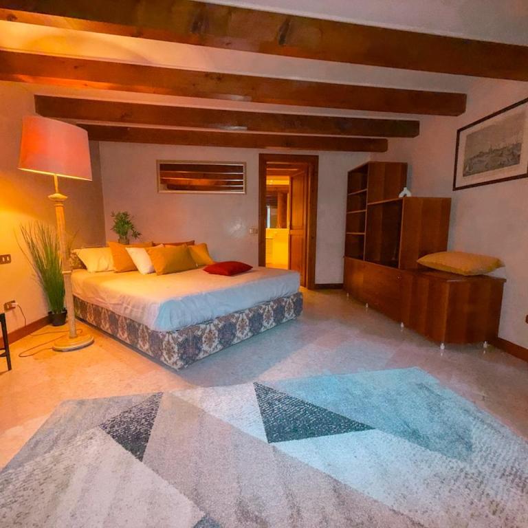 Ponte Pietra private garden free parking - Appartamento con 2 Camere da Letto - 1