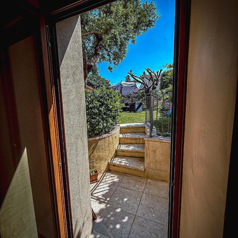 Ponte Pietra private garden free parking - Appartamento con 2 Camere da Letto - 2