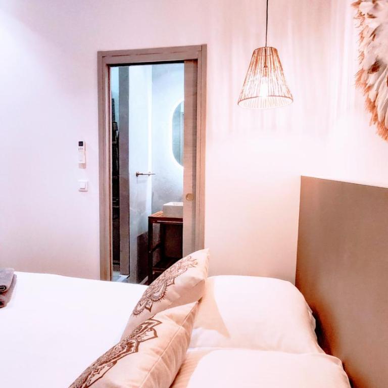 KosyKasa SPA - Suite Deluxe avec Baignoire Spa - 3