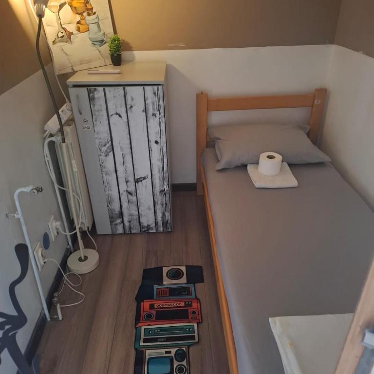 Hostel Bed&Coffee 360° - Chambre Simple avec Salle de Bains Commune - 5