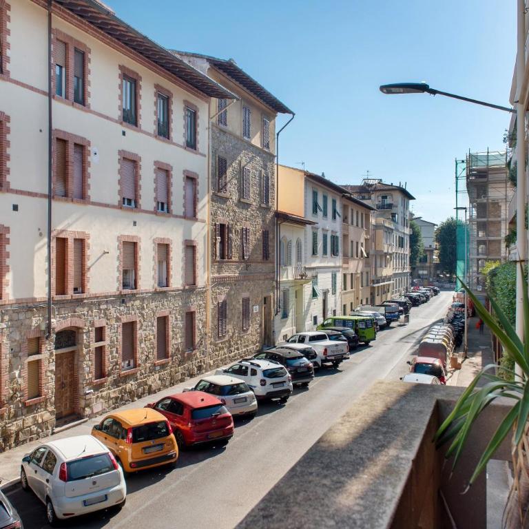 Appartamento Firenze Famiglie Amici - Appartamento Premium con 3 Camere da Letto e Balcone - 2