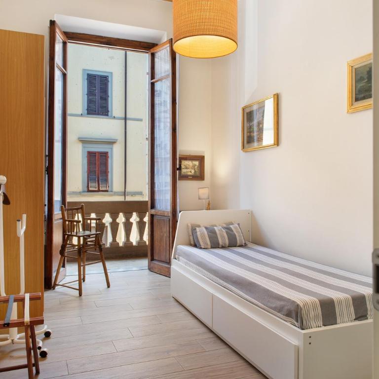 Appartamento Firenze Famiglie Amici - Appartamento Premium con 3 Camere da Letto e Balcone - 17
