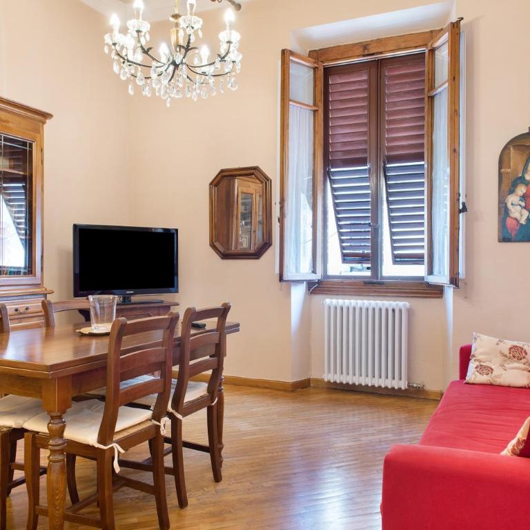 Appartamento Firenze Famiglie Amici - Appartamento Premium con 3 Camere da Letto e Balcone - 1
