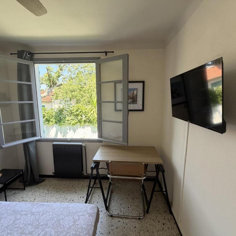 L'Instant Relax Jacuzzi Clim Parking - Maison 4 Chambres - 10