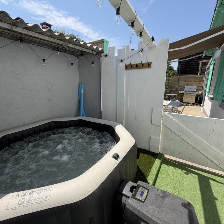 L'Instant Relax Jacuzzi Clim Parking - Maison 4 Chambres - 13