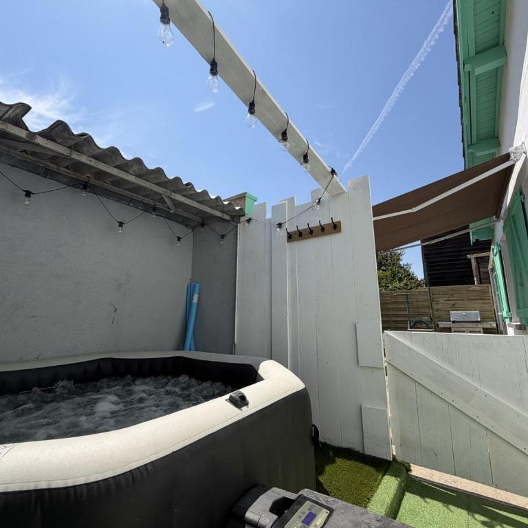 L'Instant Relax Jacuzzi Clim Parking - Maison 4 Chambres - 21