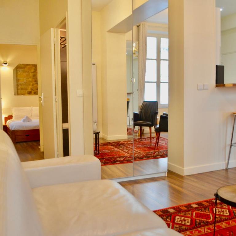 1 Bedroom Apartment in the Heart of the Marais area - Appartement 1 Chambre - 9
