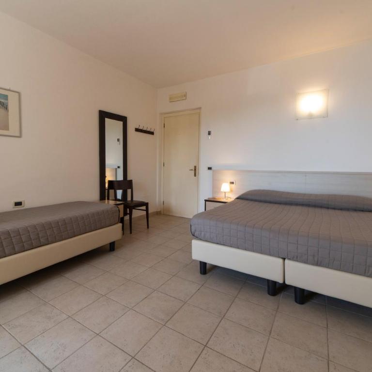 Hotel Punta Pina - Camera Matrimoniale/Doppia con Letti Singoli con Vista Mare - 10