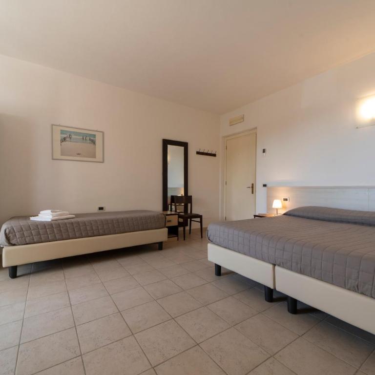 Hotel Punta Pina - Camera Matrimoniale/Doppia con Letti Singoli con Vista Mare - 13