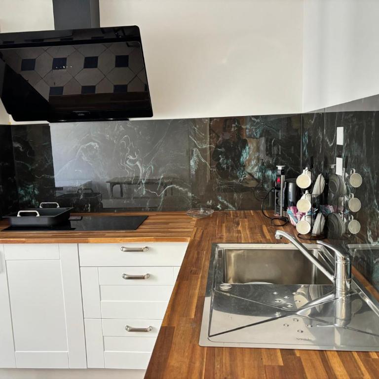 Suite Jacobins by Château GrandClément - Charme haussmannien, 4 chambres, Parc - Parking - Wifi - Piscine - à 10 min de Lyon - Apartamento Deluxe de 4 dormitorios - 31