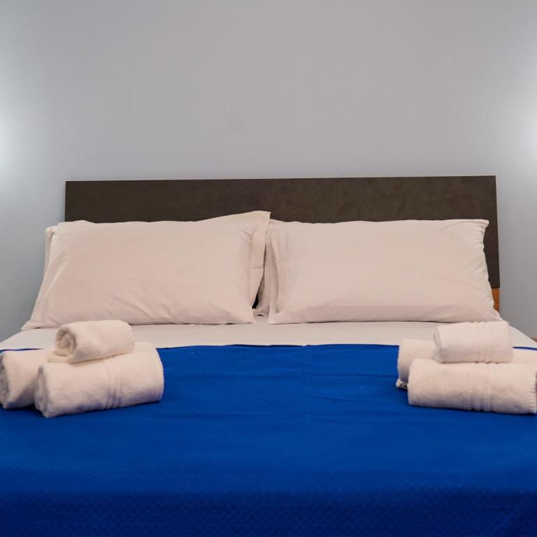 Oasis in the City - Double Room with Balcony - 5