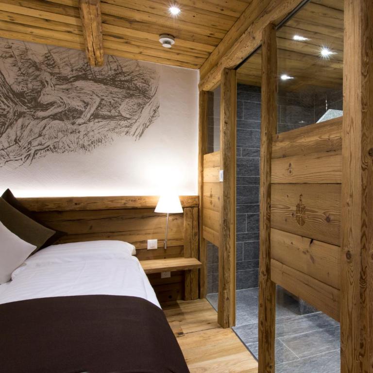 Hotel Crusch Alba Zernez - Doppelzimmer mit Balkon - 6