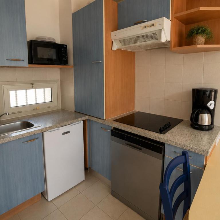 Séjour à Golf-Juan Résidence avec piscine parc et parking - Appartement - 24