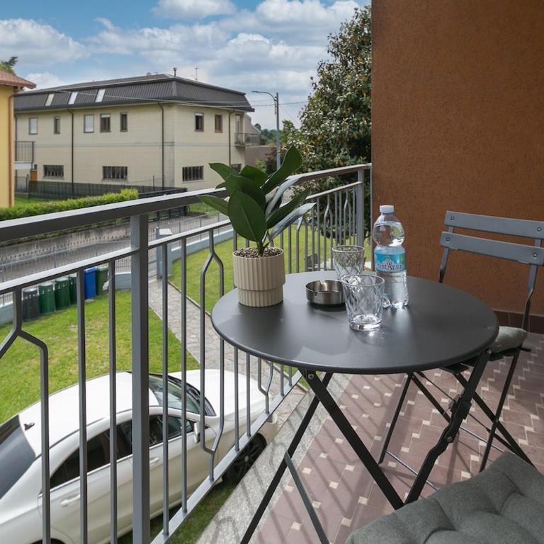 Green Garden Como - Free Parking - Apartment mit 2 Schlafzimmern - 7