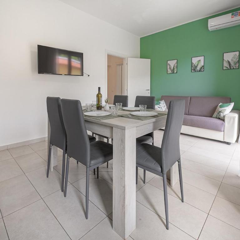 Green Garden Como - Free Parking - Apartment mit 2 Schlafzimmern - 19