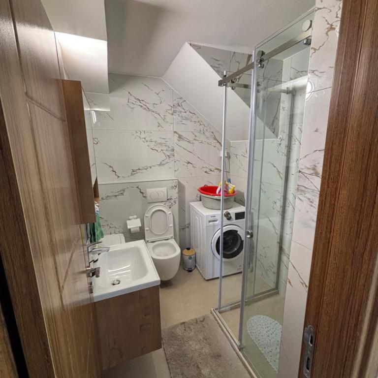 Apartman Horizont - Apartment mit 2 Schlafzimmern, Terrasse und Meerblick - 13