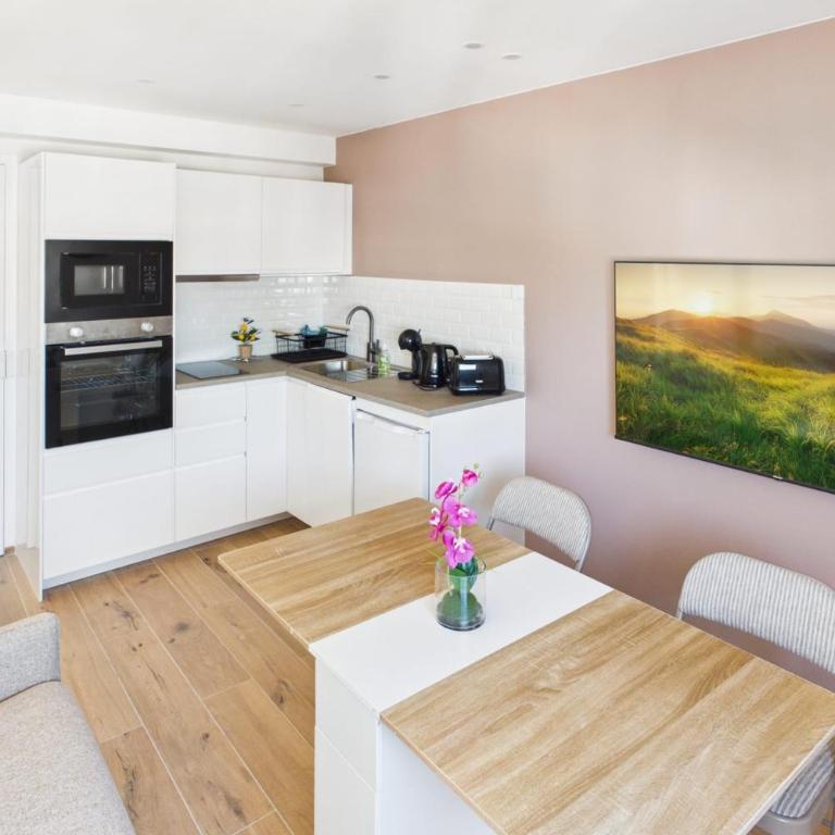 Le Joffre Blush - Apartment - 6