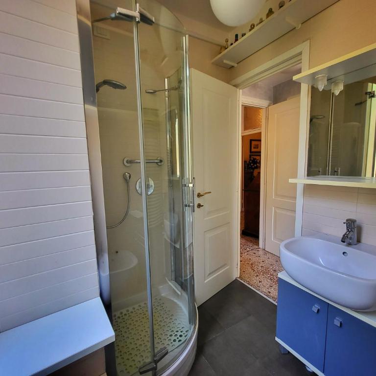 Spacious Apt near Corso Italia & Brignole - Appartamento con 1 Camera da Letto - 12