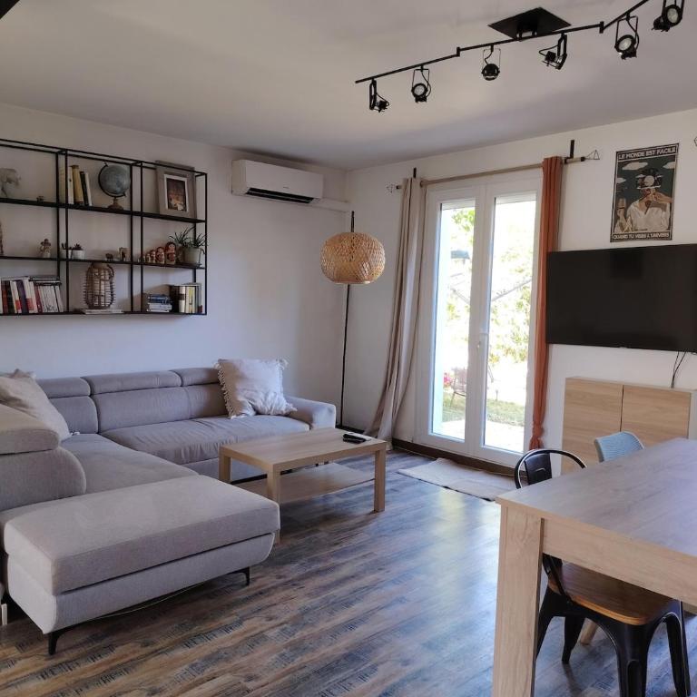 Maison avec jardin à Avignon - 6 personnes - 7 mn à vélo du centre ville - Maison 3 Chambres - 4