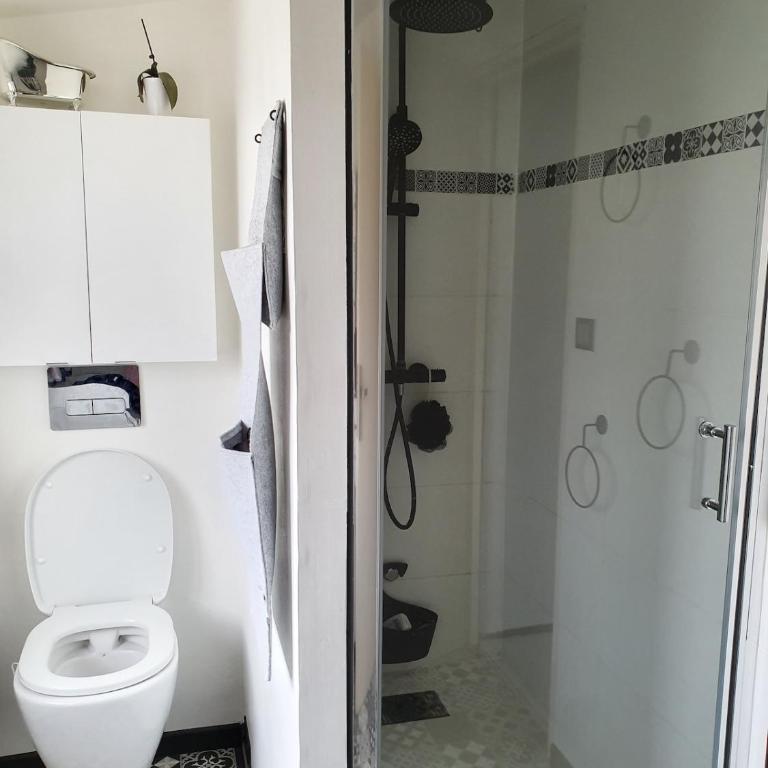 Maison avec jardin à Avignon - 6 personnes - 7 mn à vélo du centre ville - Maison 3 Chambres - 14