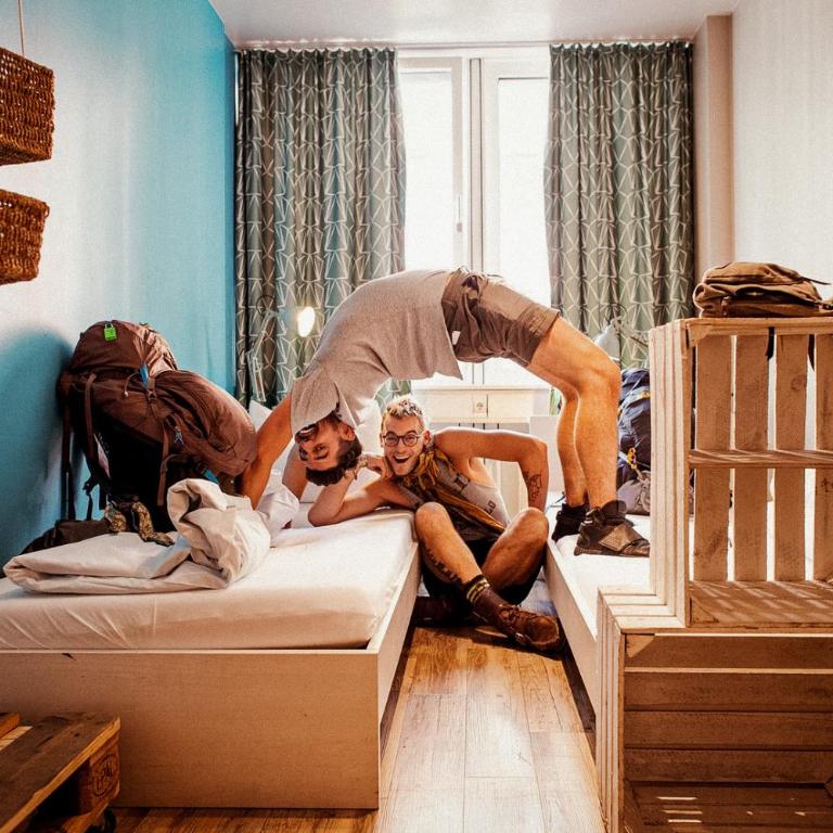 Wombat's City Hostel Munich Hauptbahnhof - Chambre Lits Jumeaux - 4