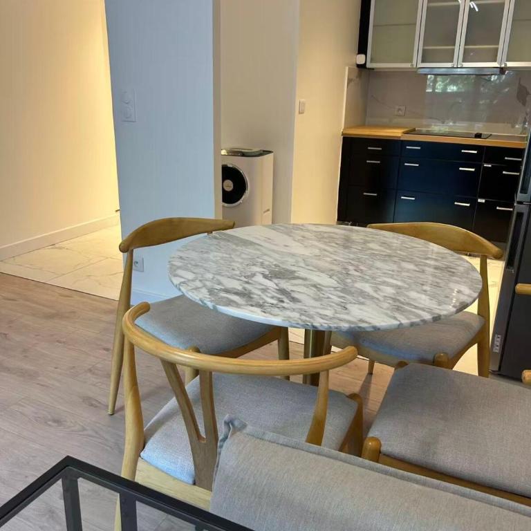 Elegant Spacious Apartment in Balard - Appartement 2 Chambres - 4