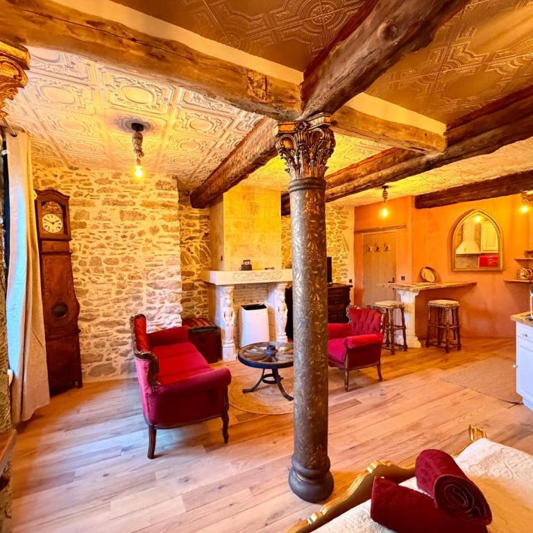 La Maison des Templiers ~ Ostal Médiéval ~ Logis enchantés - Suite Deluxe - 11