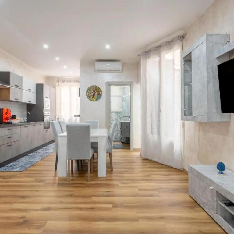 Oreto Central Station - Apartamento Deluxe de 2 dormitorios con balcón - 24