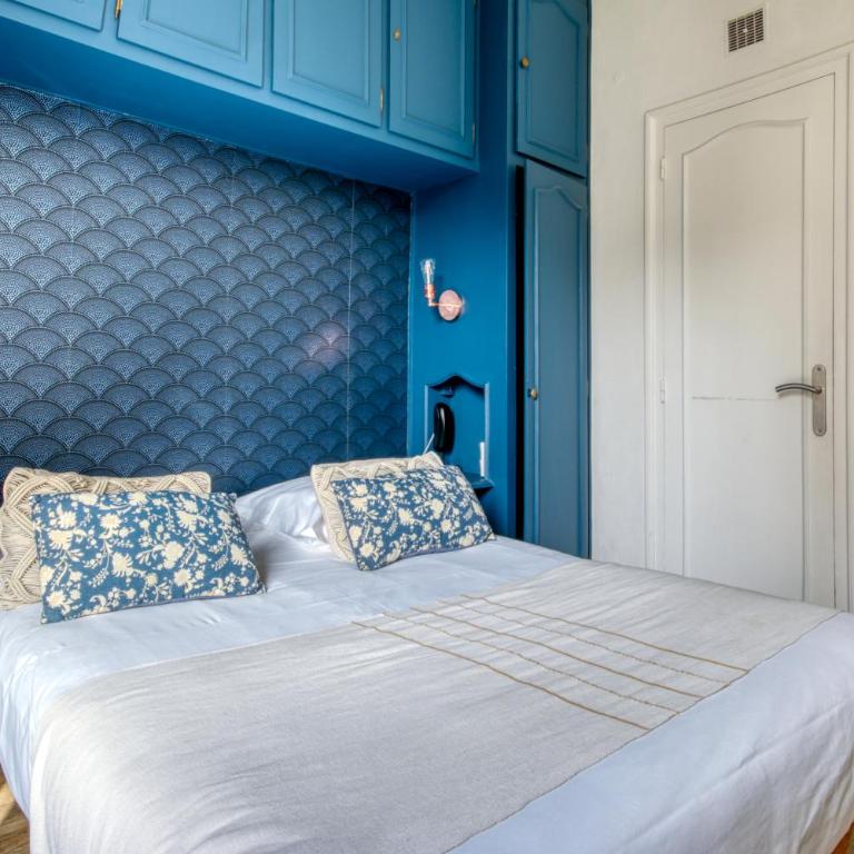 Le Bretagne - Hôtel de charme labellisé Cosy Places - Petite Chambre Double - Vue sur Remparts - 28