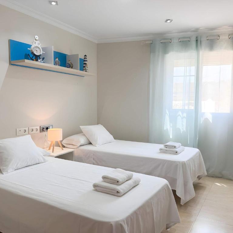 Apartamento de 2 habitaciones y balcon cerca de la playa - Apartment - 14