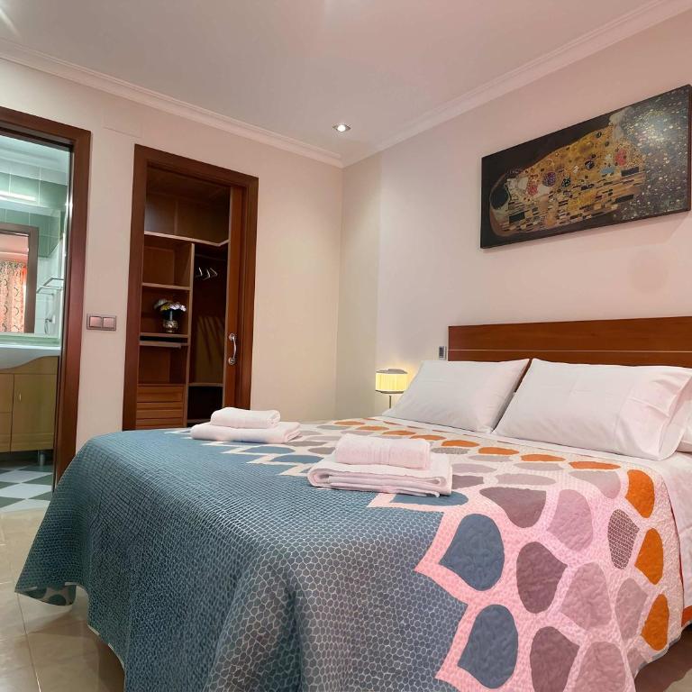 Apartamento de 2 habitaciones y balcon cerca de la playa - Apartment - 16
