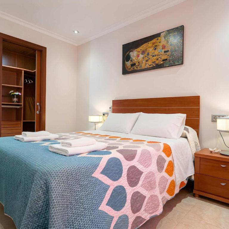 Apartamento de 2 habitaciones y balcon cerca de la playa - Apartment - 17