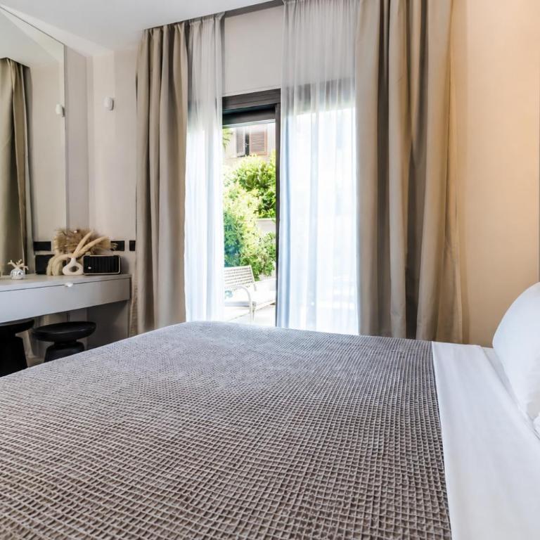 AZULIS 3 - 2BR Apartment with Garden & Parking, Aldo Moro Olbia - Two-Bedroom Apartment - 61