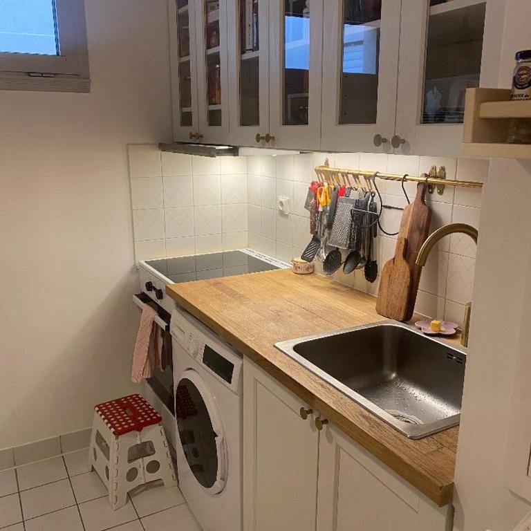 Séjour confortable à Paris 15 proche commerces et métro - Appartement - 5
