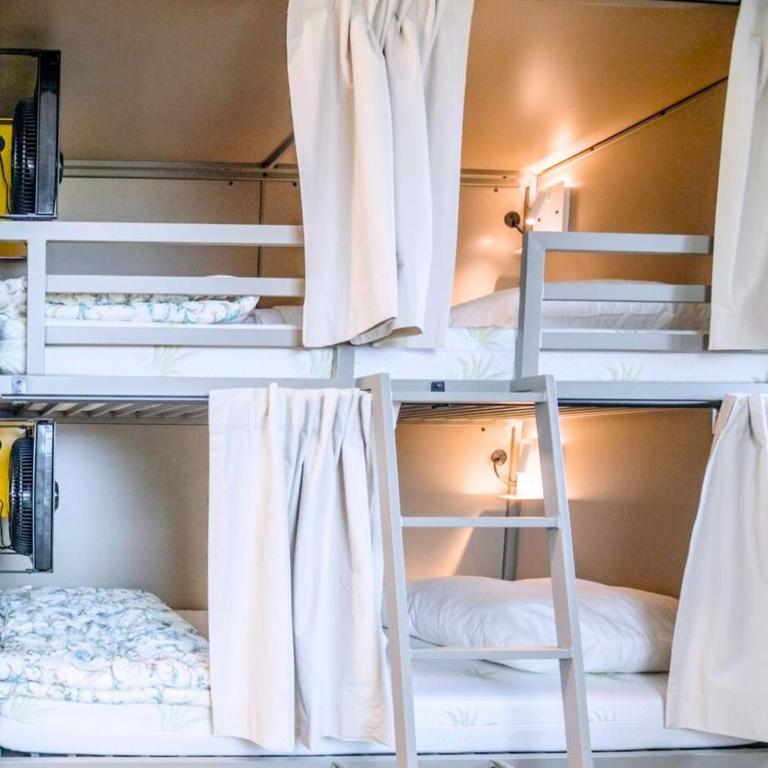 Wombat's City Hostel Munich Werksviertel - Bed in 4-bed QUIET Dorm - 3
