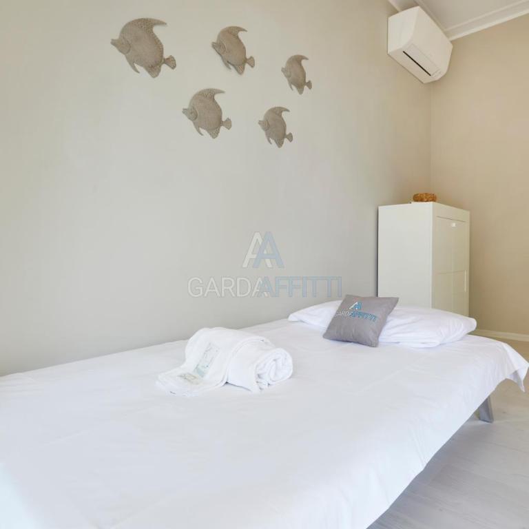 Cristallo Apartment - Spazio e comfort a due passi dal lago - Appartamento con 2 Camere da Letto - 2