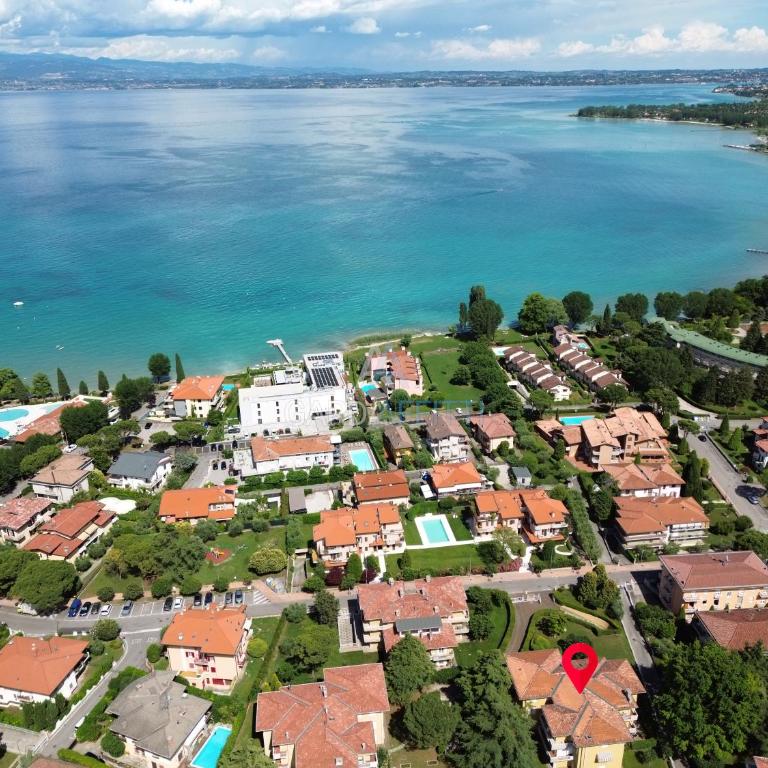 Cristallo Apartment - Spazio e comfort a due passi dal lago - Appartamento con 2 Camere da Letto - 1