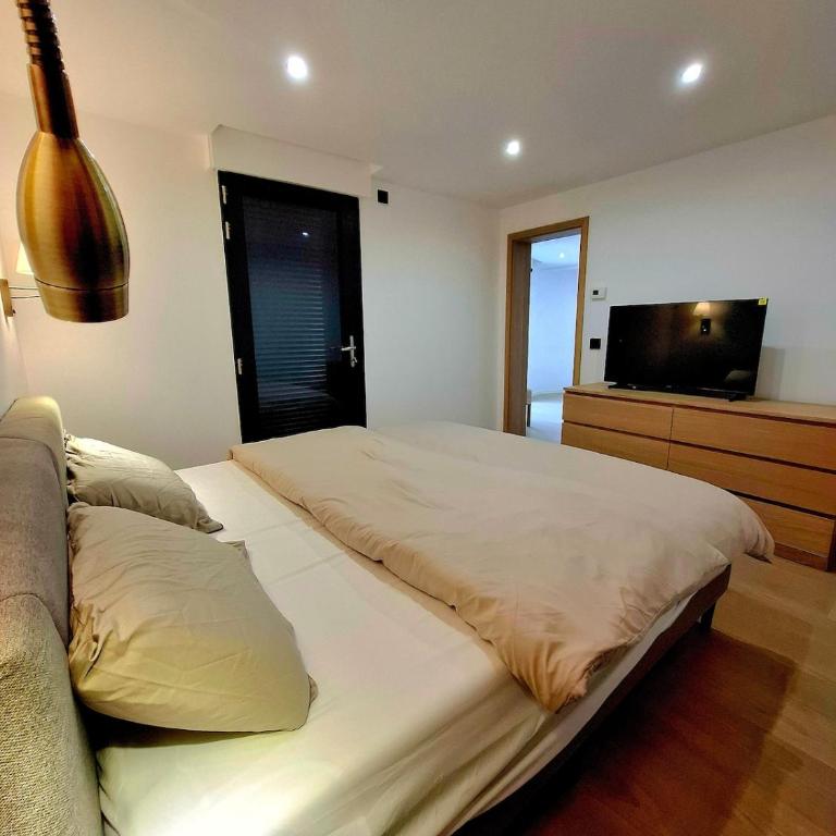 Appartement vue exceptionnelle et piscine - Appartement 1 Chambre - 9