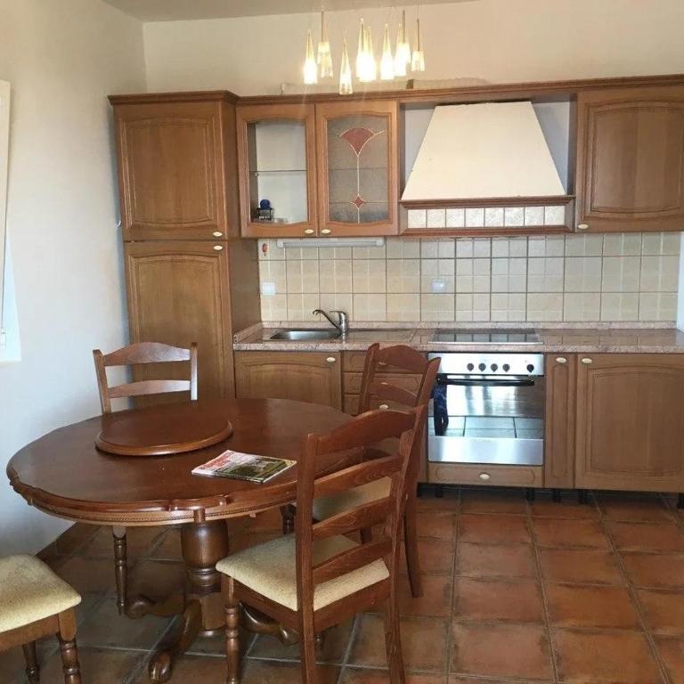 Apartment Petrovac - Apartment mit Balkon - 1